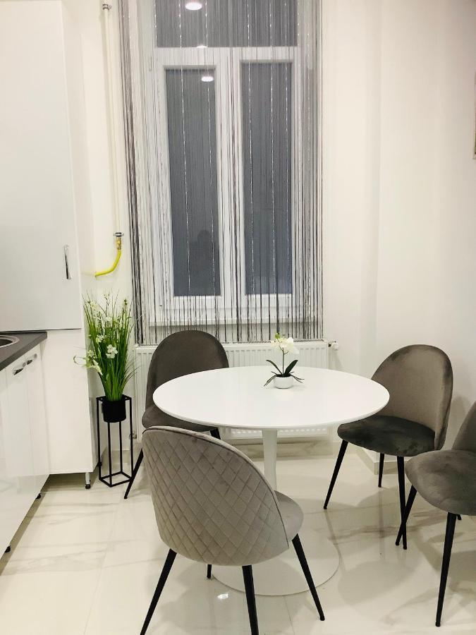 Belvárosi Apartman 1 Apartamento Miskolc Exterior foto
